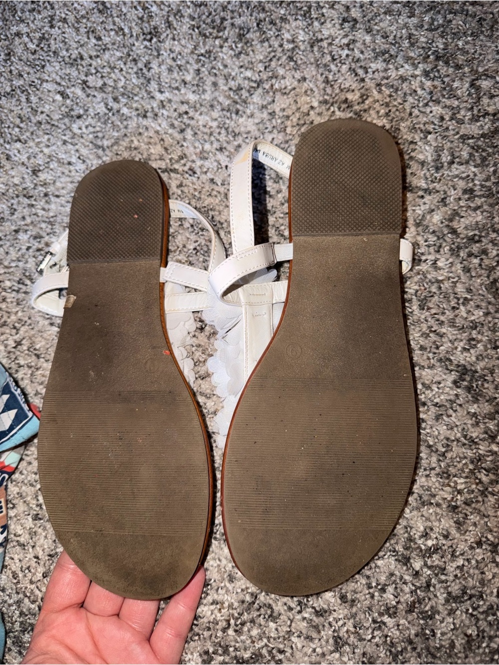 Arizona Jean Company White Floral T-Strap Sandals - Picture 2 of 2